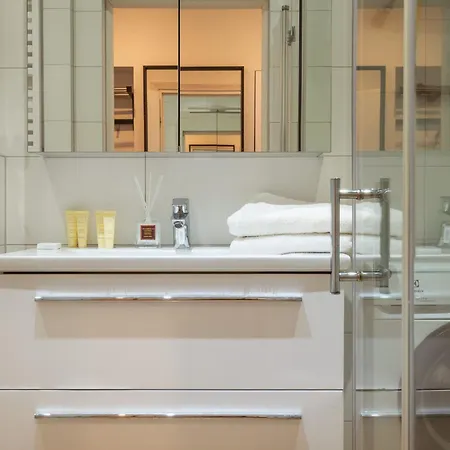 Apartment Cozy With Balcony Near Old Town By Rent Like Gdansk