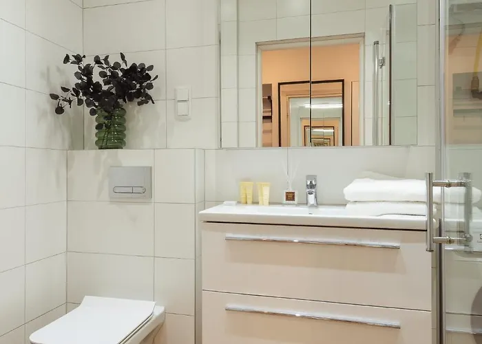 Lägenhet Cozy With Balcony Near Old Town By Renters Gdańsk