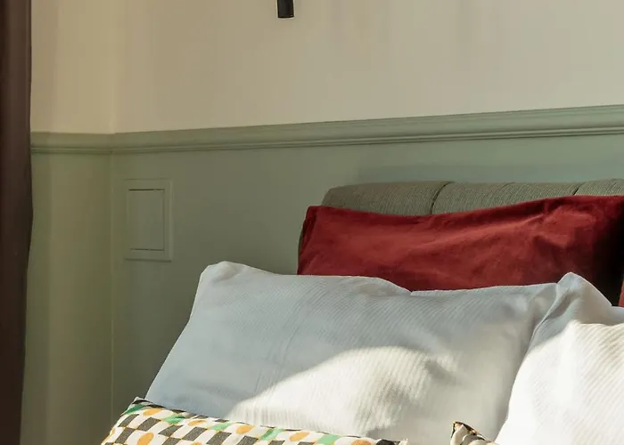 Cozy With Balcony Near Old Town By Renters Gdańsk